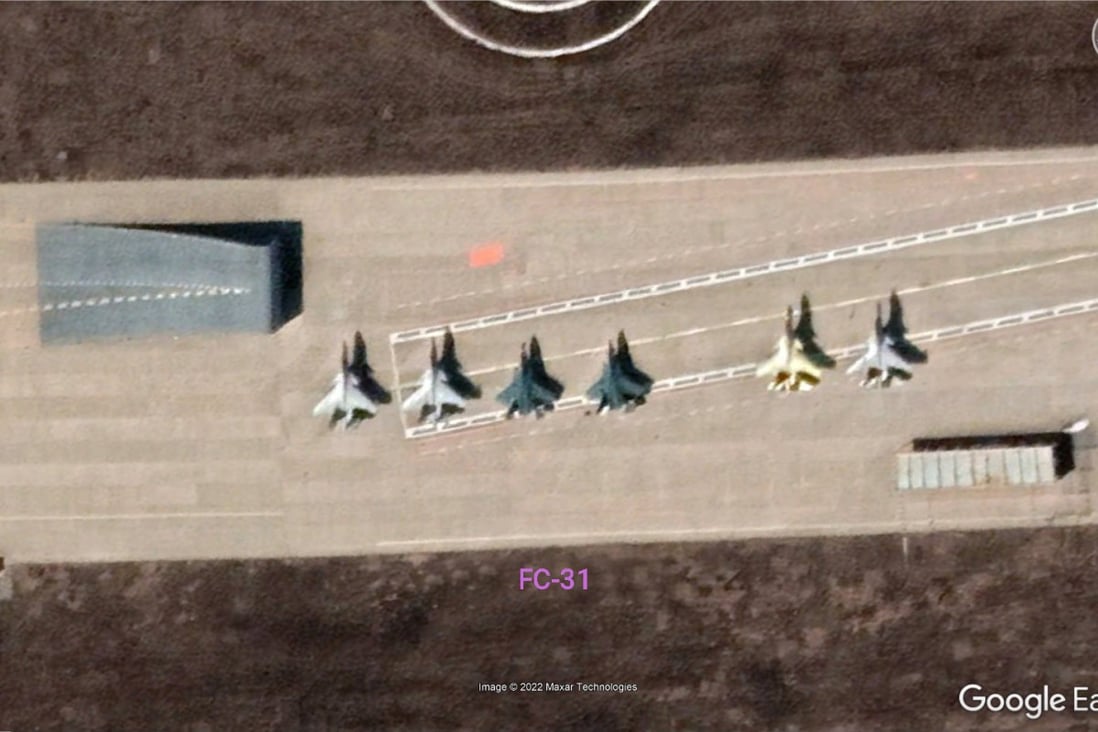 The dark grey livery of the two FC-31s identified them as stealth warplanes. Photo: Twitter