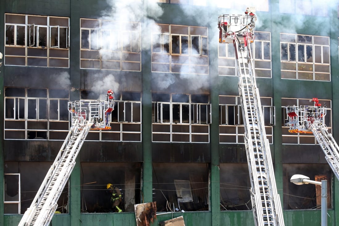 The blaze at a Ngau Tau Kok industrial building in 2016 may have been caused by a faulty air conditioner and accelerated by flammable items inside storage spaces. Photo: Edward Wong