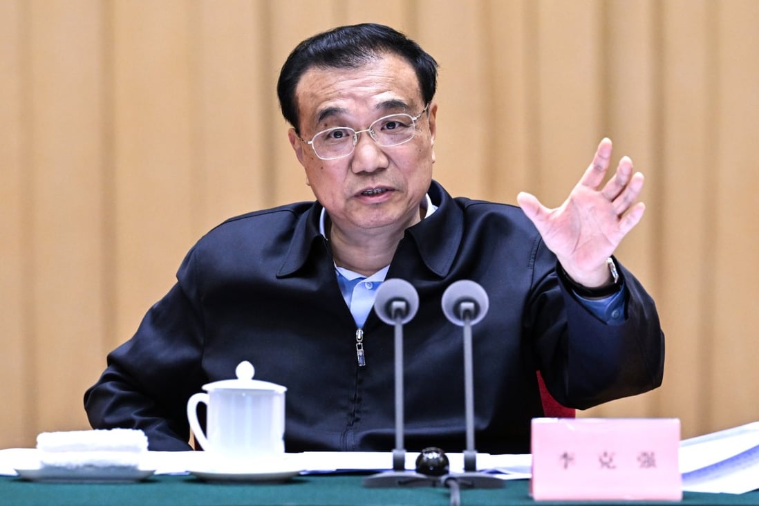 Chinese Premier Li Keqiang chairs a symposium on stabilising growth, held in southwest China’s Yunnan Province on May 18. Photo: Xinhua