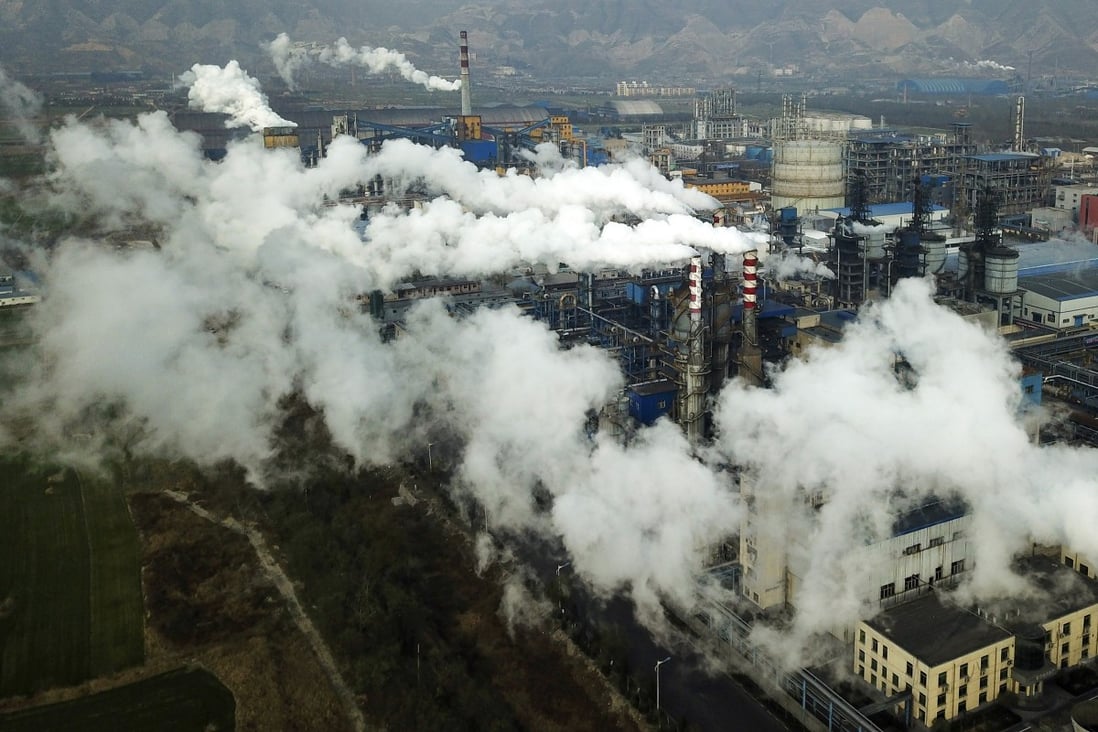 Skyrocketing global energy prices due to the Ukraine war have put China on alert. Photo: AP