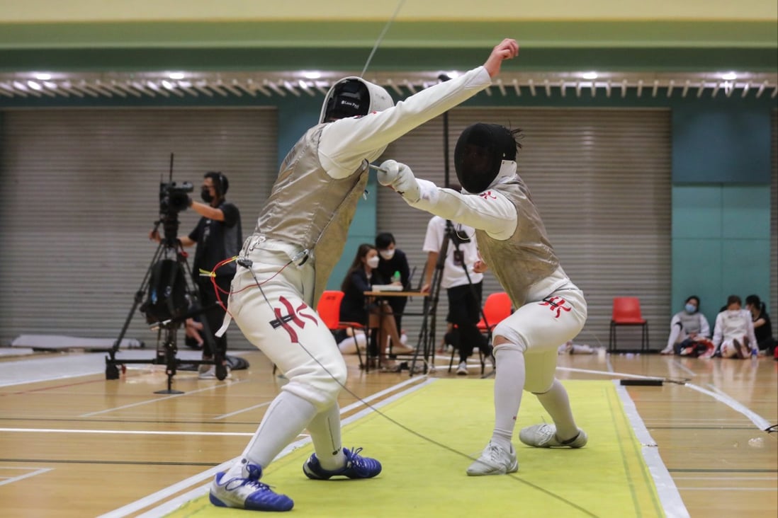 Ryan Choi (right) fights against Cheng Tit-nam in the men’s foil final at the President’s Cup. Photo: Xiaomei Chen