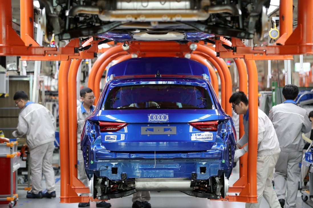 A strained supply chain caused China’s car industry to lose another 400,000 vehicles in production last month. Photo: Reuters