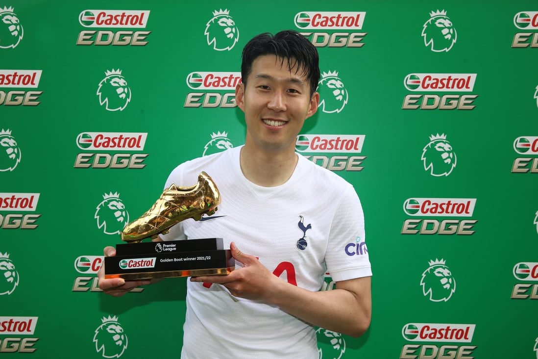 Tottenham Hotspurs’ Son Heung-min poses with the Premier League Golden boot award. Photo: DPA