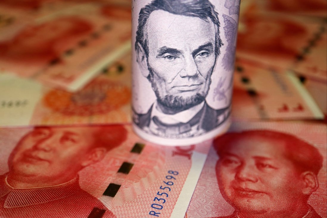China is launching its largest offshore bond sale in six years amid a rout in the global debt market. Photo: Reuters