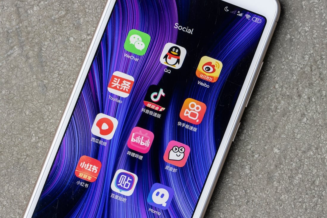 Chinese social media apps seen on a Xiaomi phone on January 17, 2022. Photo: Shutterstock