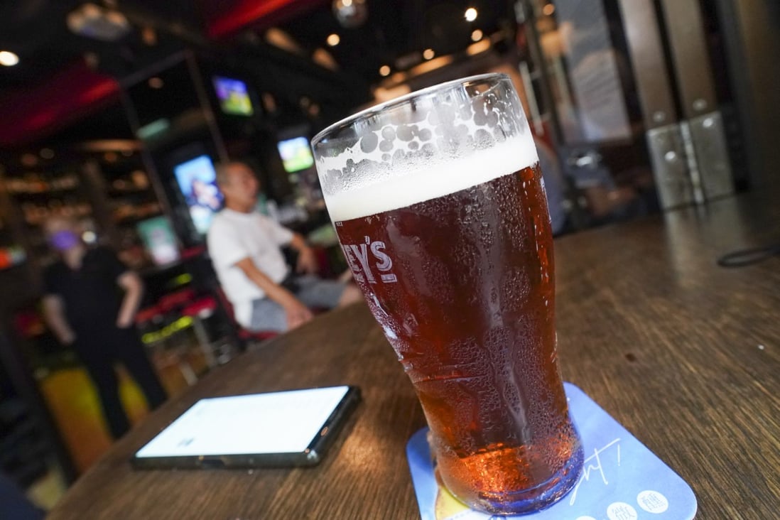 A new rule for club and pub-goers requiring proof of a negative RAT result kicks in on Thursday. Photo: Felix Wong
