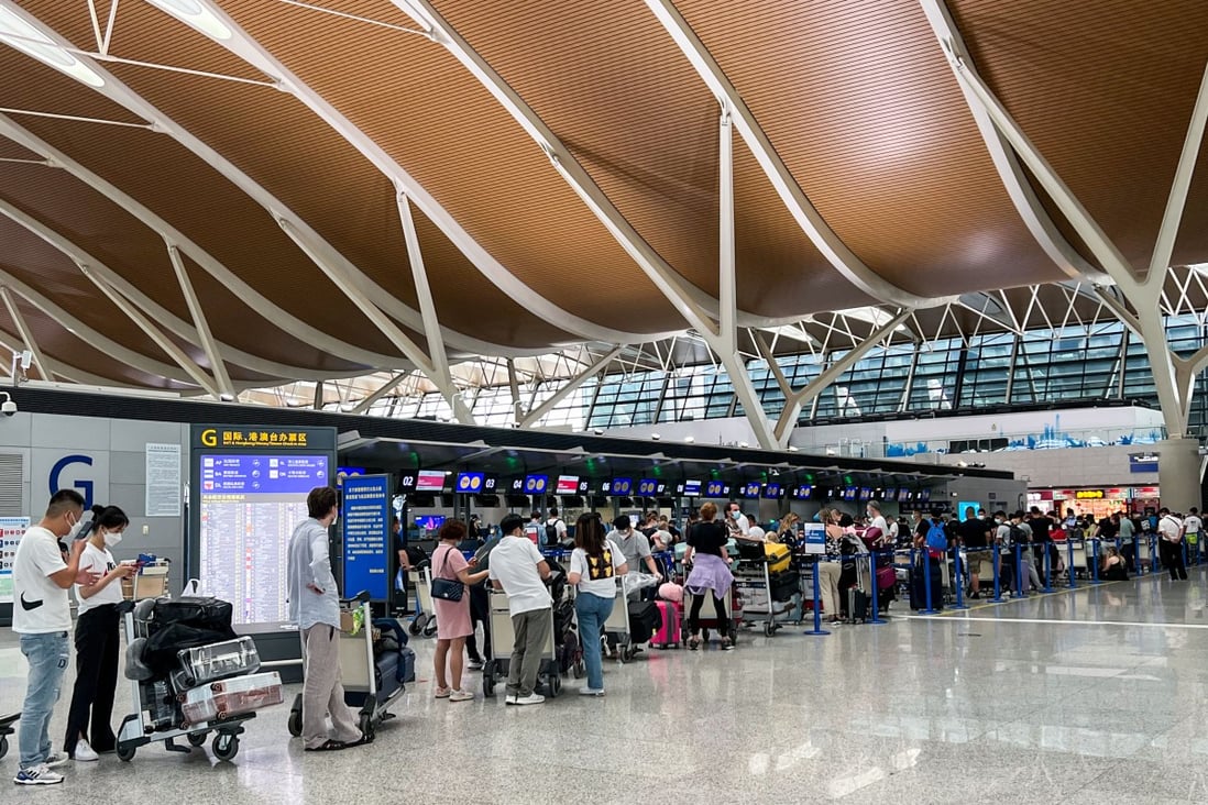 Students and expatriates prepare to fly abroad after Shanghai Pudong airport opens up to a handful of international flights on June 30. Photo: Ann Cao