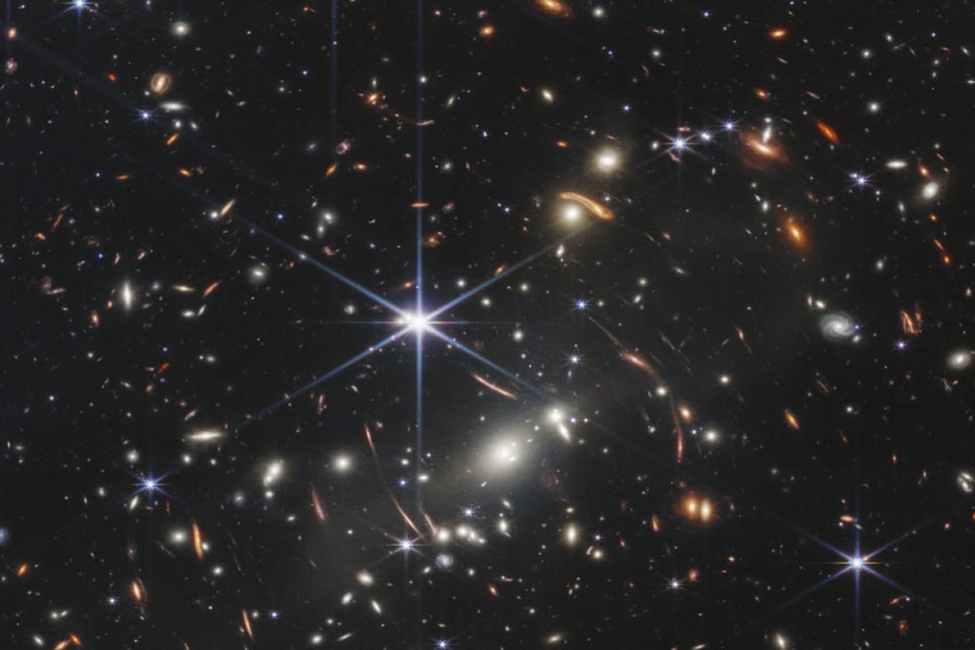 This image provided by NASA on Monday, July 11, 2022, shows galaxy cluster SMACS 0723, captured by the James Webb Space Telescope. Photo: AP