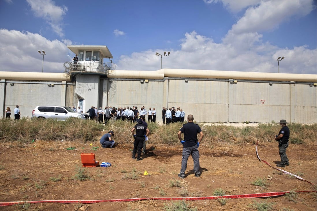 Police officers and prison guards outside Gilboa prison in Northern Israel. Photo: AP 