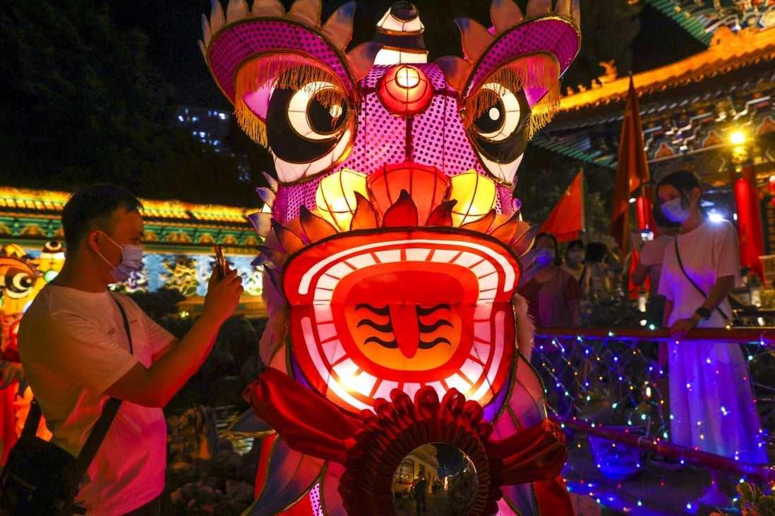 Mid-Autumn Festival in Hong Kong – from mooncakes and lanterns to fire  dragon dances, how it is celebrated | South China Morning Post