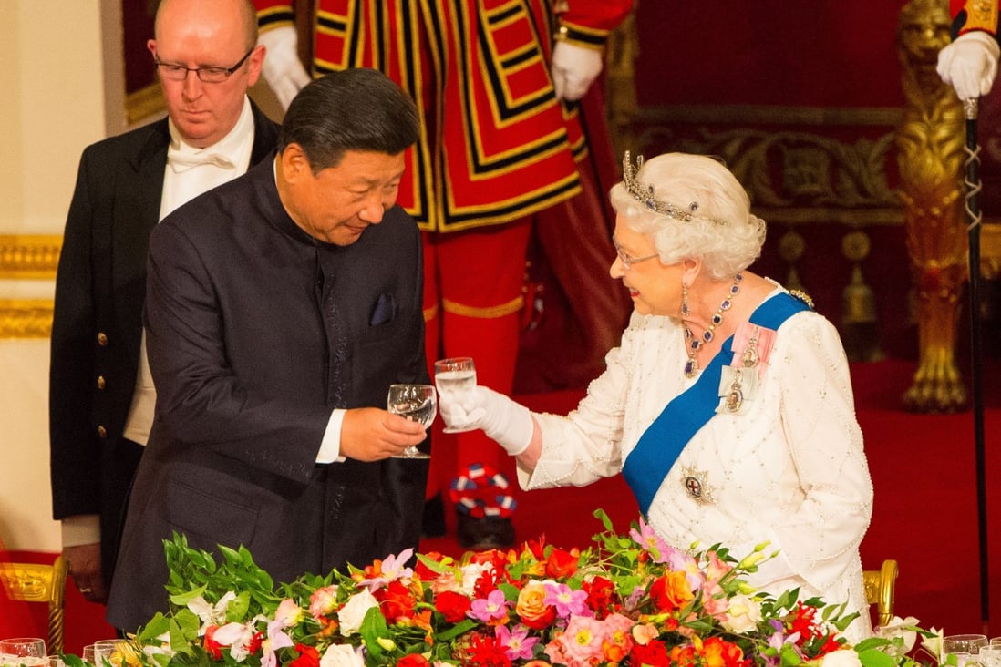 Chinese President Xi Jinping and Queen Elizabeth II attend a state banquet at Buckingham Palace in 2015. Photo: dpa