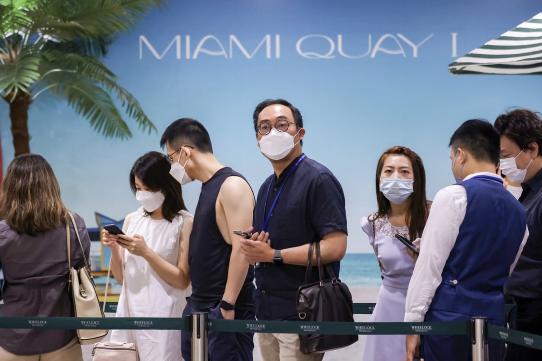 Buyers line up for sales of Wheelock Properties’ Miami Quay, at Tower 2.  Photo: SCMP / Jonathan Wong