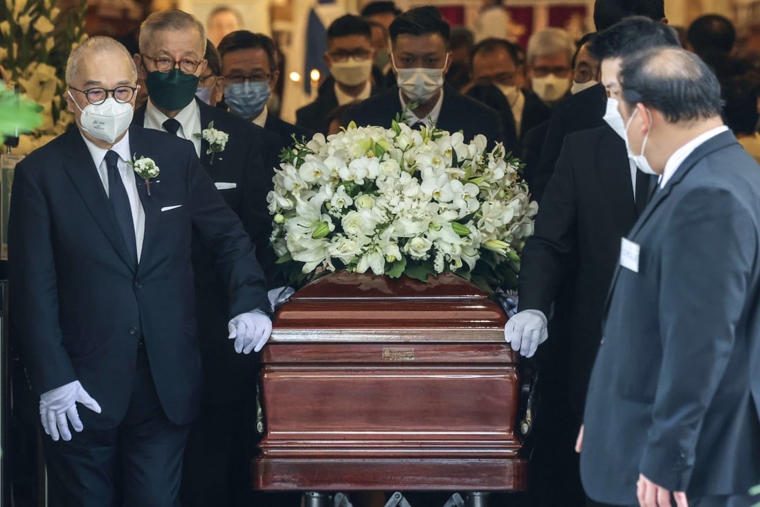 Hong Kong’s elite attended the funeral service of the first Chinese executive director of HSBC, Vincent Cheng, at St John’s Cathedral in Central on Wednesday. Photo: Jonathan Wong