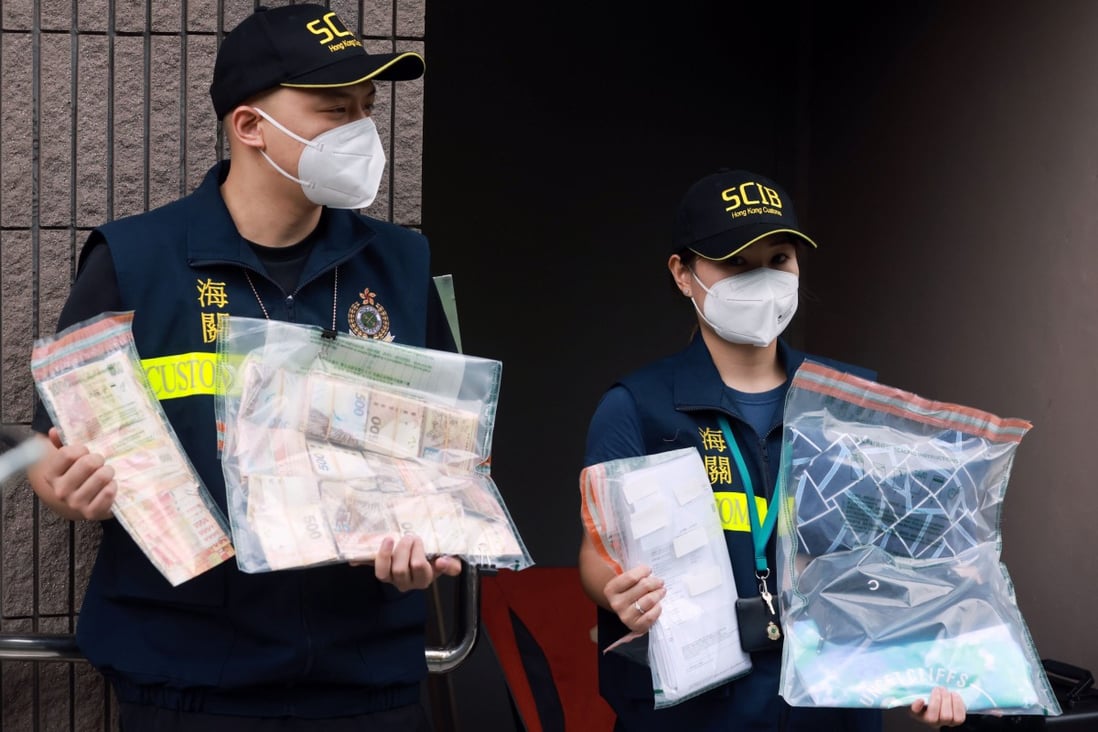 Couple Arrested Over Seizure Of 16 000 Hong Kong Mark Six Lottery couple-arrested-over-seizure-of-16-000-hong-kong-mark-six-lottery