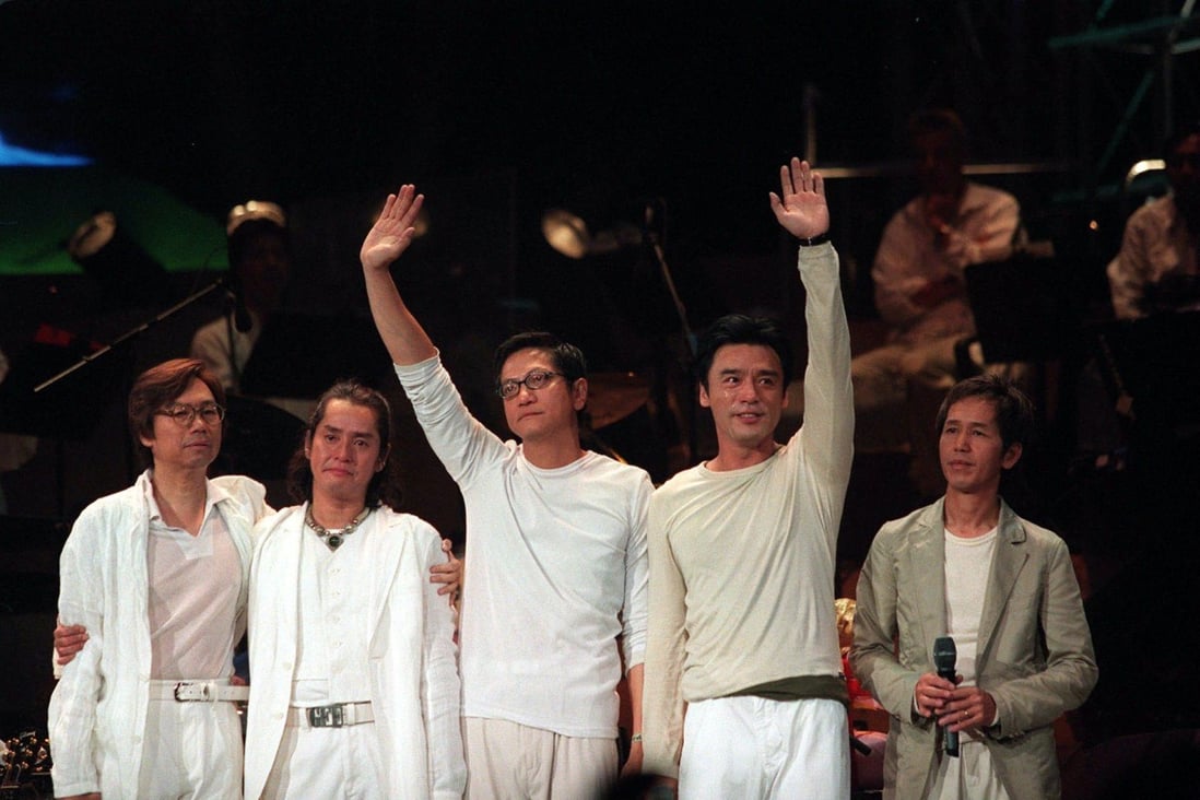 The Wynners, which feature Alan Tam, Kenny Bee, Bennett Pang, Danny Yip and Anthony Chan, celebrate its 25th anniversary at the HK Coliseum, in 1998. Photo: SCMP