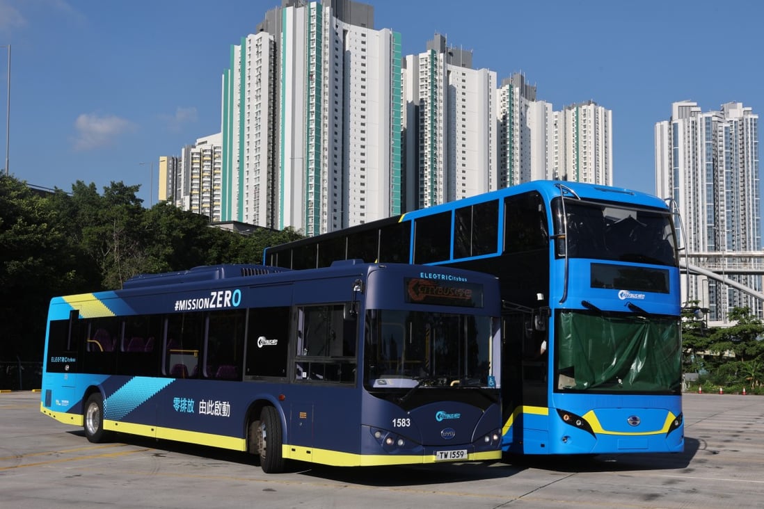 An electric bus, left, and a hydrogen fuel-cell electric double-decker bus are seen at Citybus’s West Kowloon Depot in this file photo from June 28. Citybus plans to press its first hydrogen buses into service next year. Photo: Edmond So