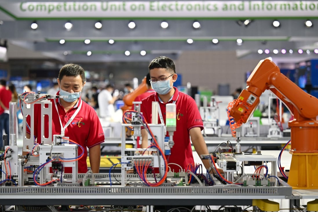 China says it will ramp up efforts to bolster its professional workforce as it strives to become a technological powerhouse, but the undertaking is expected to take several years. Photo: Xinhua