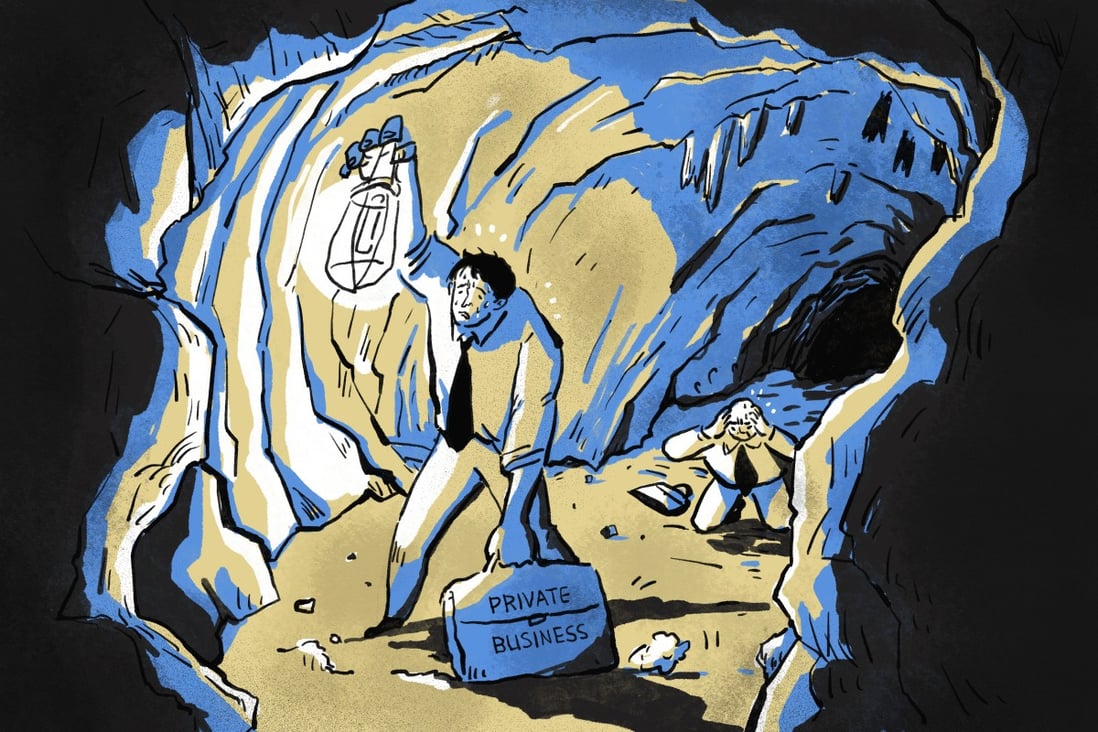 Many of China’s struggling entrepreneurs appear to be stumbling through the dark, desperate for a glimmer of hope in fraught economic times. Illustration: Brian Wang