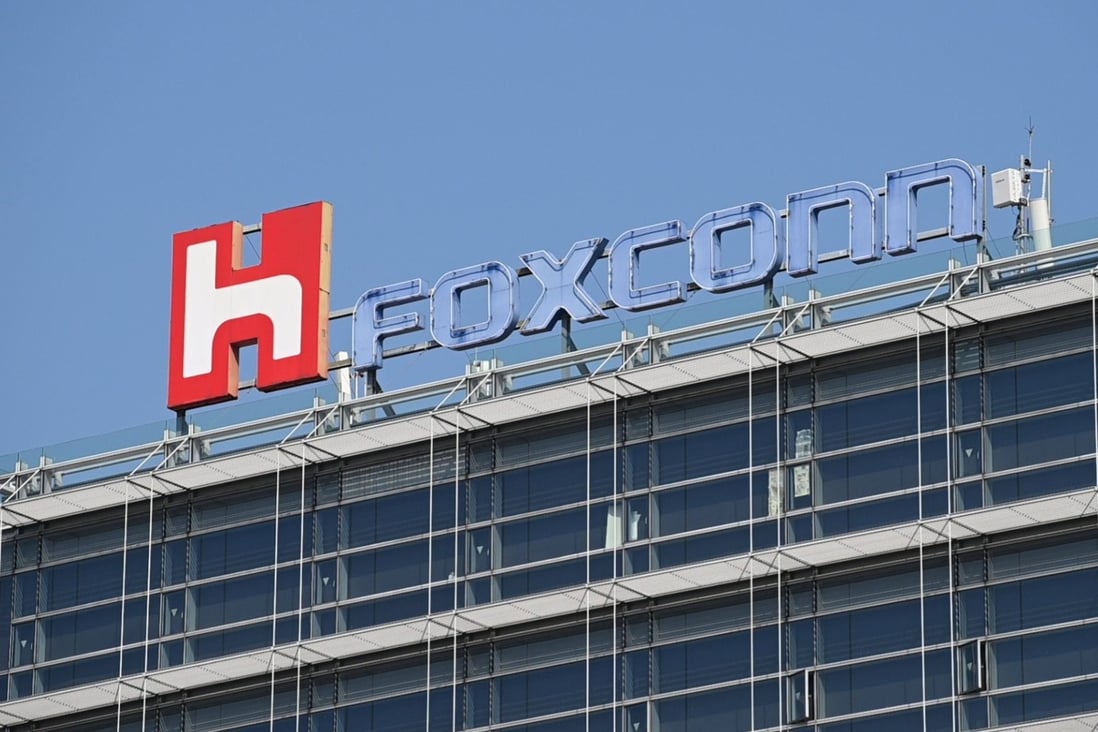 The Foxconn factory in Zhengzhou, billed as the world’s largest iPhone facility, put strict coronavirus control measures in place earlier this month. Photo: AFP 