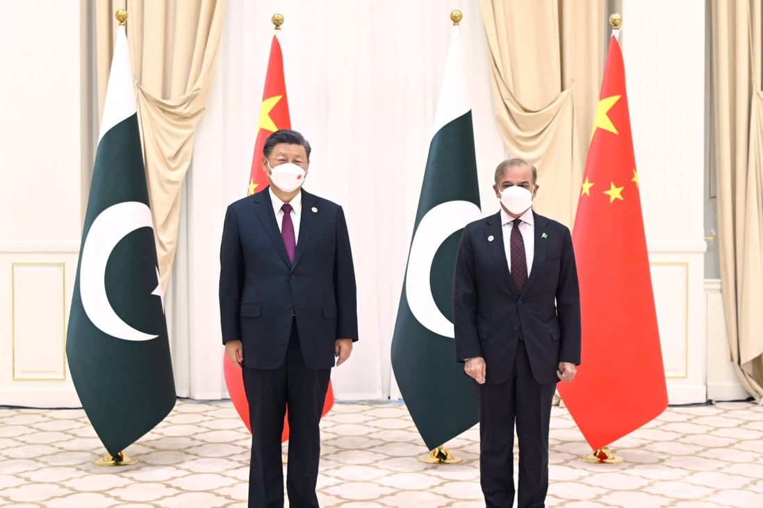 Chinese President Xi Jinping and Pakistani Prime Minister Shehbaz Sharif in Uzbekistan in September. Photo: Xinhua