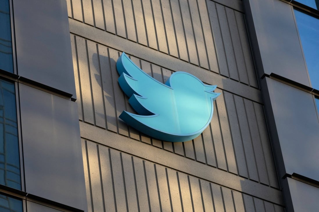 The Twitter logo is seen on the exterior of its headquarters in San Francisco, California, on October 28, 2022. Photo: Agence France-Presse