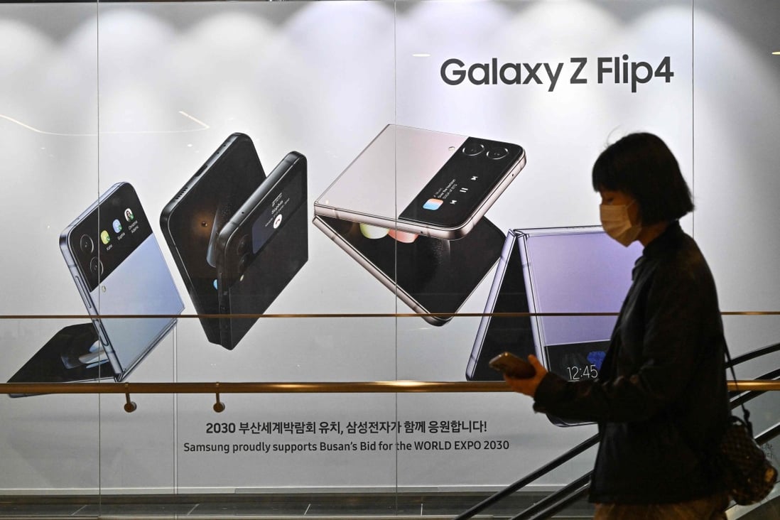Will new Chinese foldable phones challenge Samsung's monopoly in Hong Kong?  Probably not | South China Morning Post