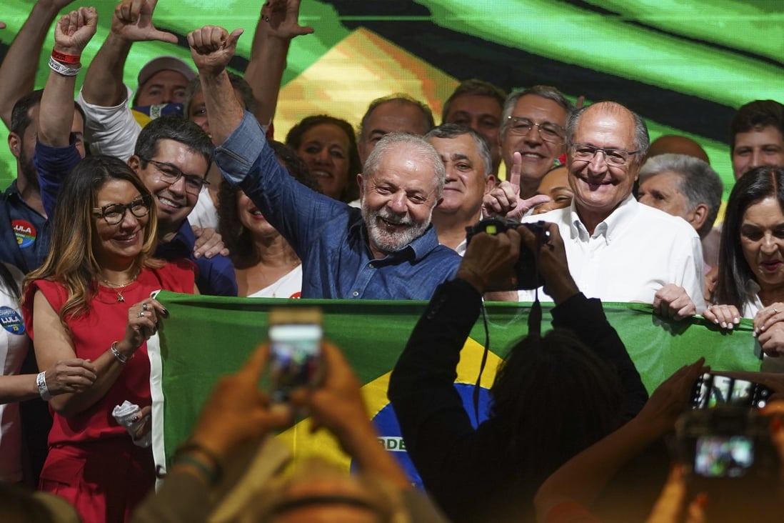 Brazilian former President and presidential candidate for the Workers’ Party Lula da Silva (C) delivers his first speech to the press after his victory over far-right incumbent Jair Bolsonaro in the Brazilian presidential runoff. Photo: DPA