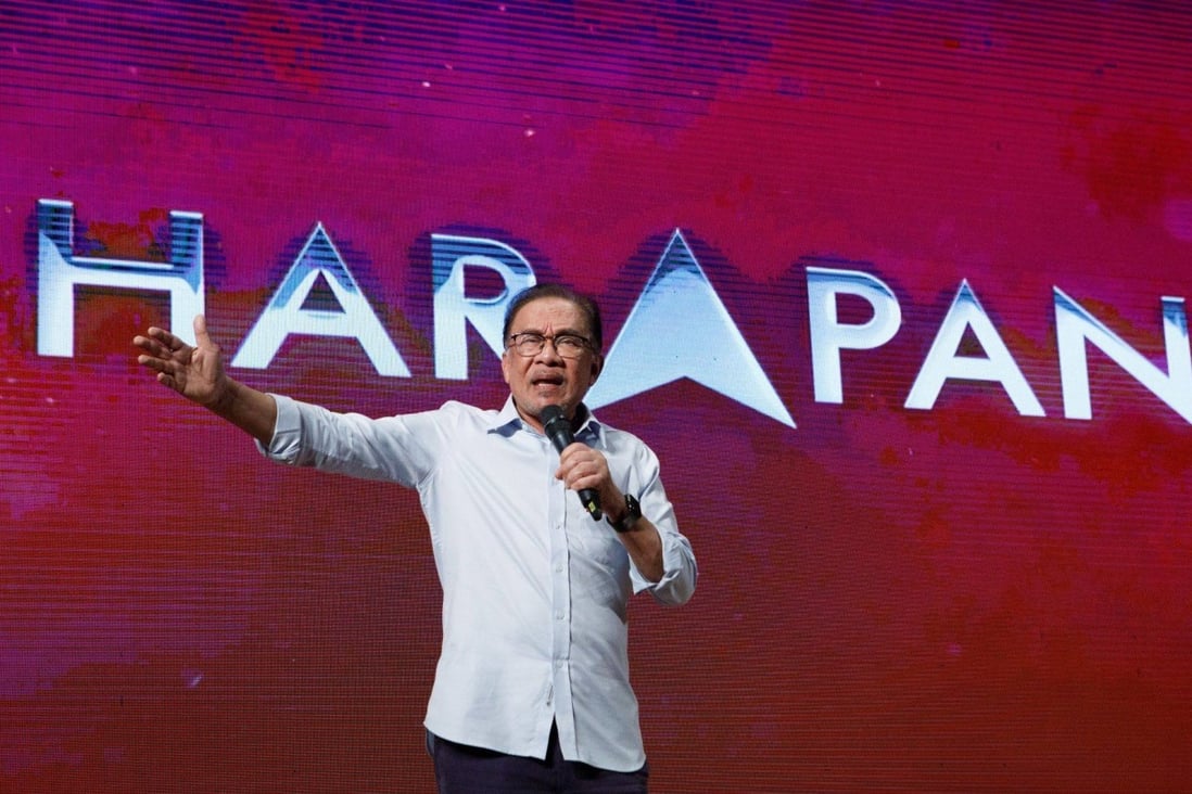 Malaysian opposition leader Anwar Ibrahim speaks at a Pakatan Harapan convention last month. Photo: Bloomberg