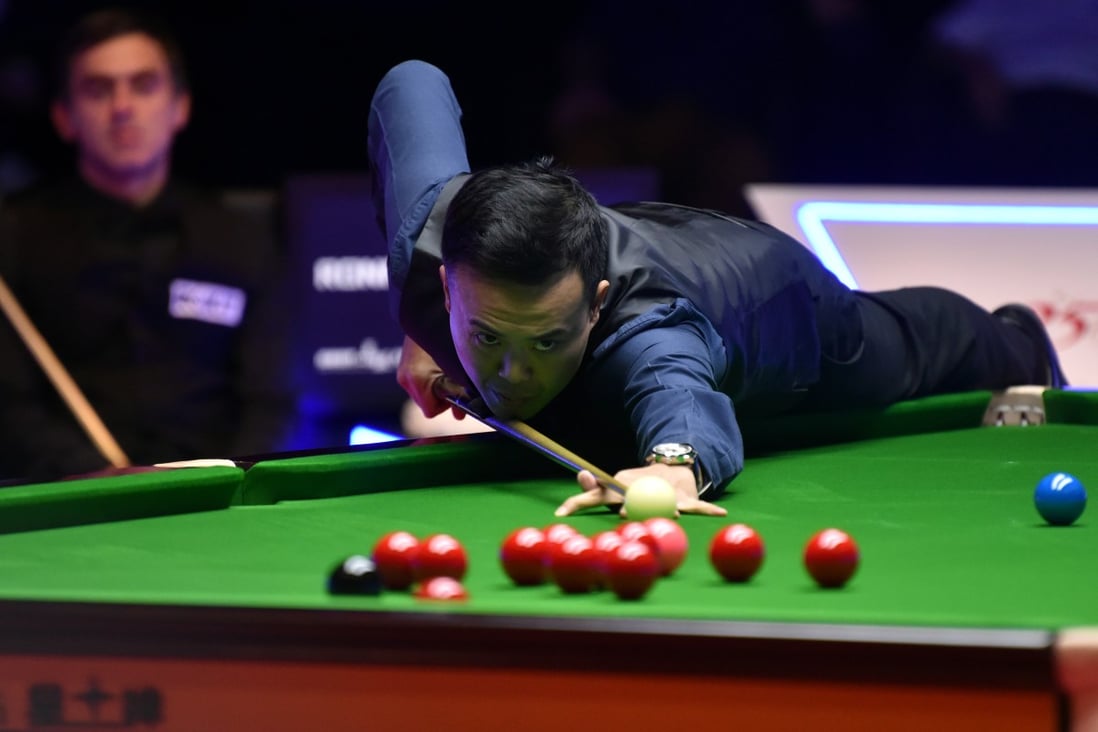 Marco Fu competes during the Hong Kong Masters final against Ronnie O’Sullivan. Photo: Xinhua