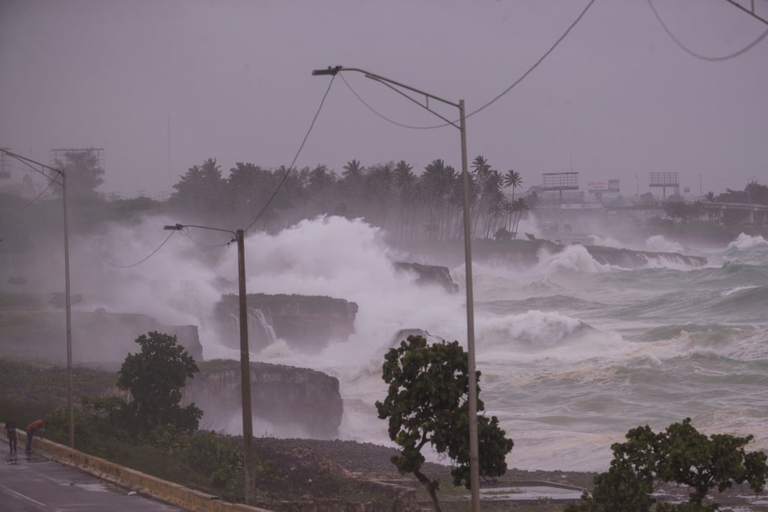 Intense waves are seen during the passage of tropical storm Elsa in Santo Domingo in the Dominican Republic in July 2021. Photo: EPA-EFE