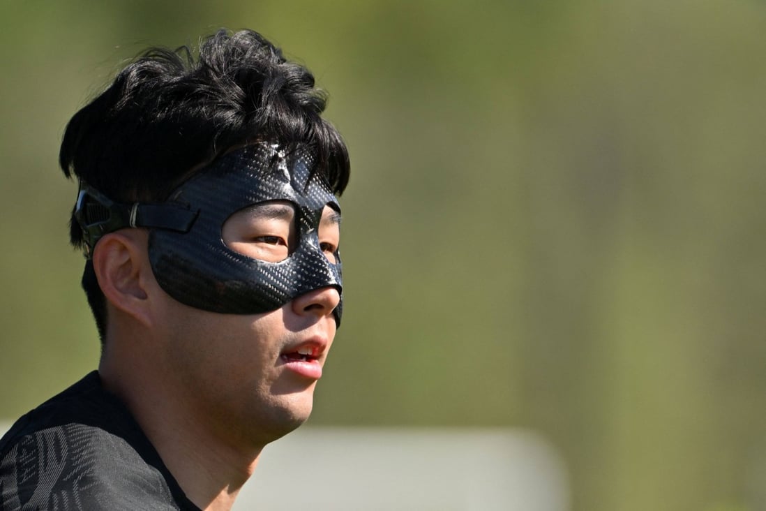 Son Heung-min takes part in a training session on the eve of his match against Uruguay. Photo: AFP