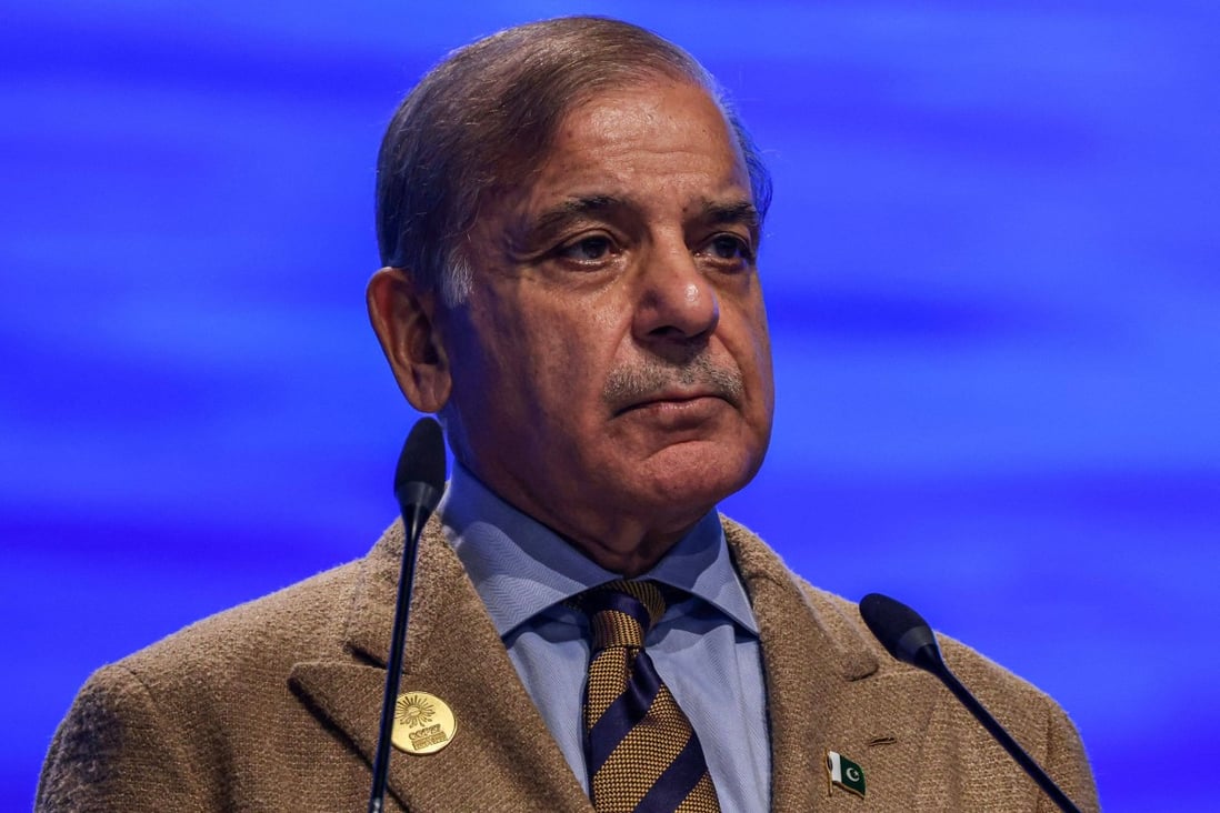 Pakistan Pm Shehbaz Sharifs Fate Lies With His New Appointed Army Chief General Asim Munir 7099