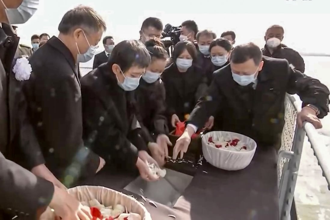 The ashes of late Chinese president Jiang Zemin are scattered at the mouth of the Yangtze River on Sunday. Photo: CCTV