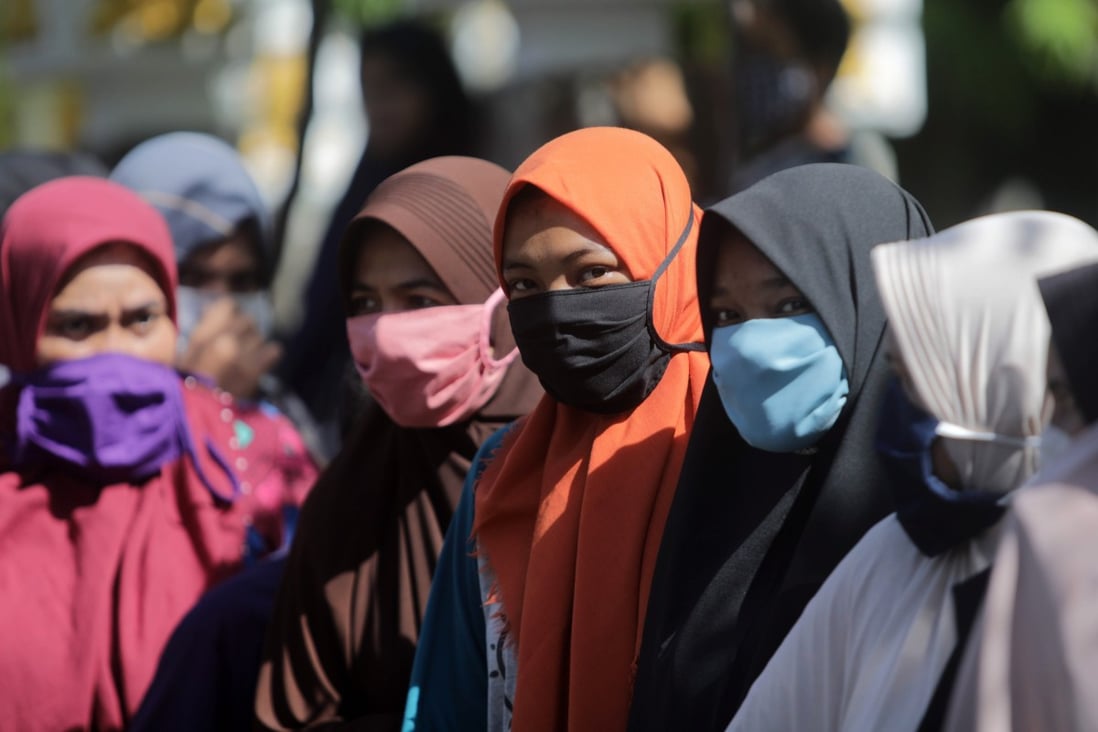 In Indonesia, more women are facing pressure to don the hijab amid rising Islamic conservatism. Photo: EPA-EFE