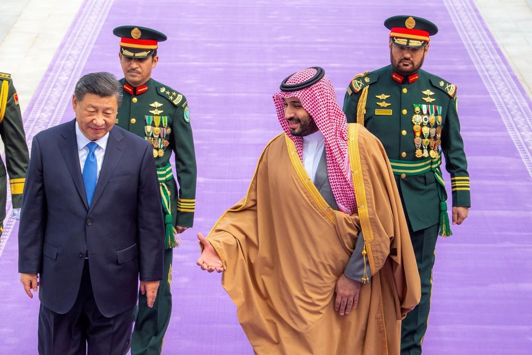 Chinese President Xi Jinping is received by Crown Prince and Prime Minister Mohammed bin Salman in Riyadh on December 8. A total of 34 deals were signed during Xi’s visit. Photo: dpa