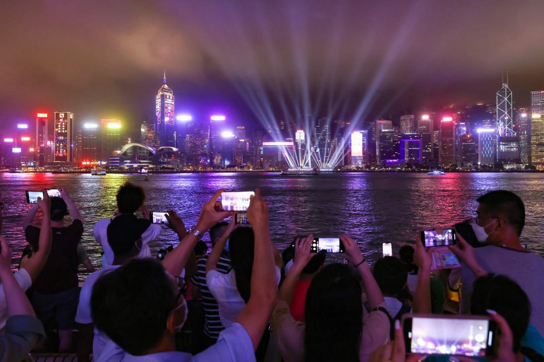 Hong Kong will celebrate it’s first New Year’s Eve without social-distancing measures in two years. Photo: Dickson Lee