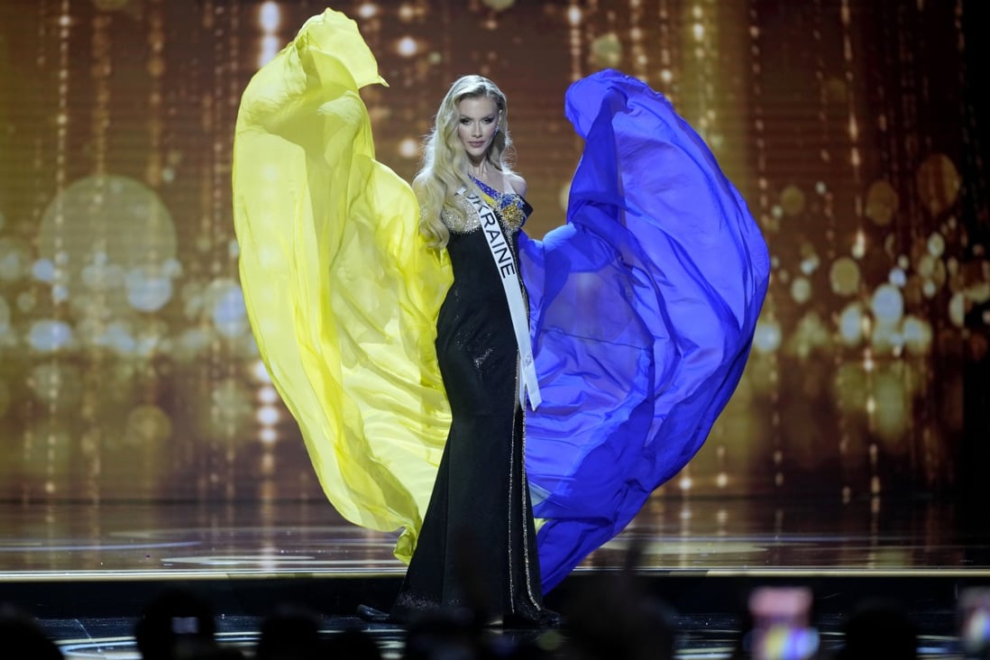 Miss Ukraine Viktoriia Apanasenko competes in the evening gown competition during the preliminary round of the 71st Miss Universe Beauty Pageant in New Orleans on January 11. Photo: AP