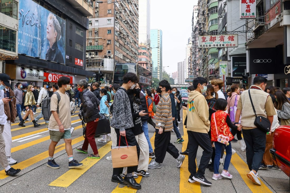 Mong Kok is busy with shoppers on the second day of Lunar New Year. Photo: Dickson Lee