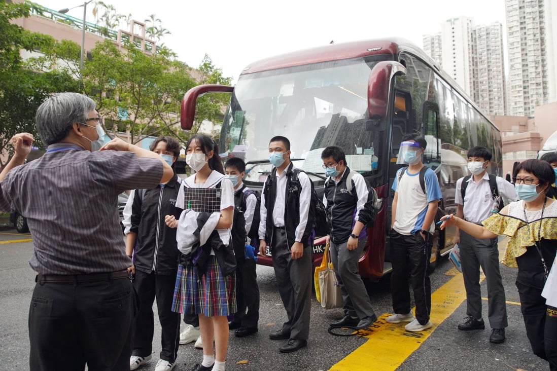 Most of the 21,000 cross-border students did not see their classmates and teachers in person during the pandemic. Photo: Winson Wong