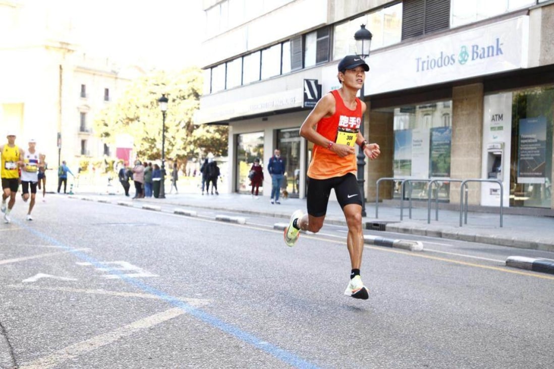 Veteran runner Gi Ka-man made a new record at the Valencia Marathon in Spain in 2021. Photo: Handout