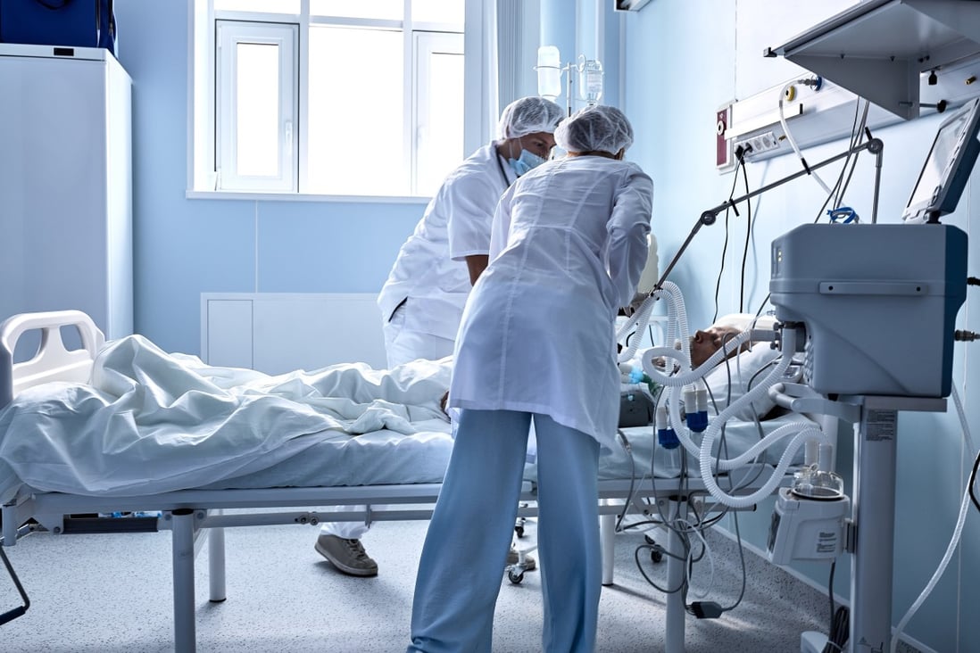 Hong Kong police made an unprecedented move earlier this month when officers arrested two public hospital doctors and charged them with manslaughter over the death of a patient in 2017 after a medical blunder. Photo: Shutterstock