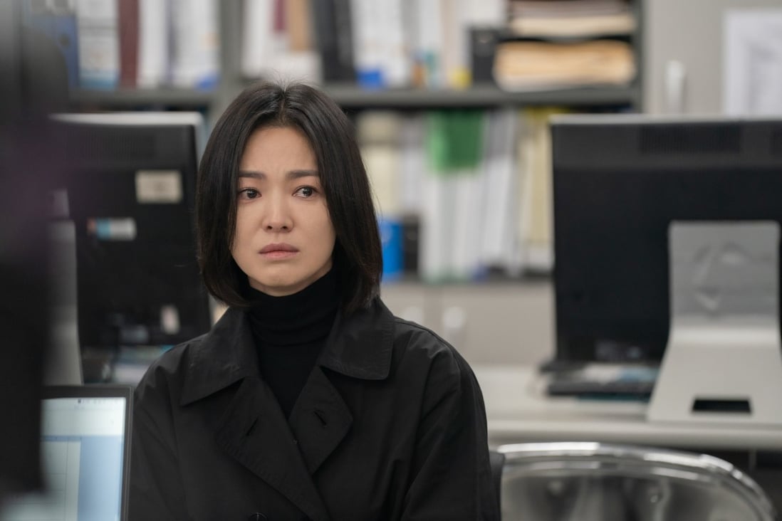 Song Hye-kyo as Moon Dong-eun in a still from The Glory. Part 2 of the Netflix series sees her complete her vendetta against her high-school tormentors. Photo: Graphyoda/Netflix