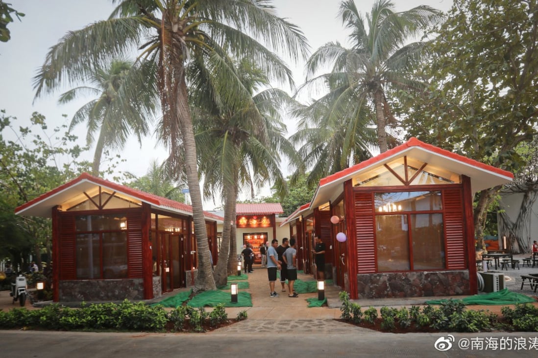 Nhà hàng lẩu Kuanzhai Xiangzi trên đảo Phú Lâm thuộc quần đảo Hoàng Sa. Ảnh: Weibo
