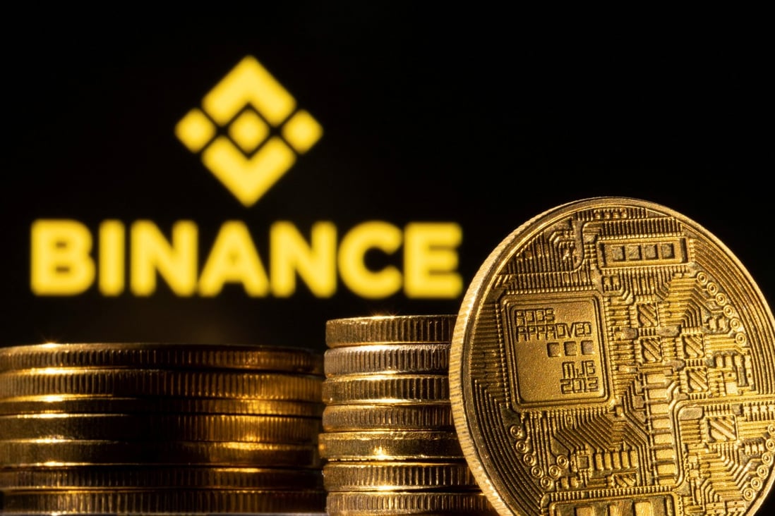 binance halts bitcoin withdrawals