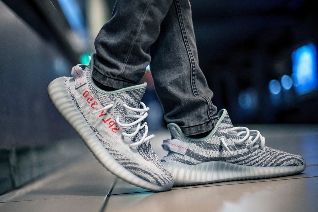 voorbeeld vertaler vangst The fate of Adidas' excess Yeezy stock, after splitting from Ye, aka Kanye  West: rather than 'burn' it, CEO Bjørn Gulden plans to sell the sneakers  and donate the proceeds to charity 