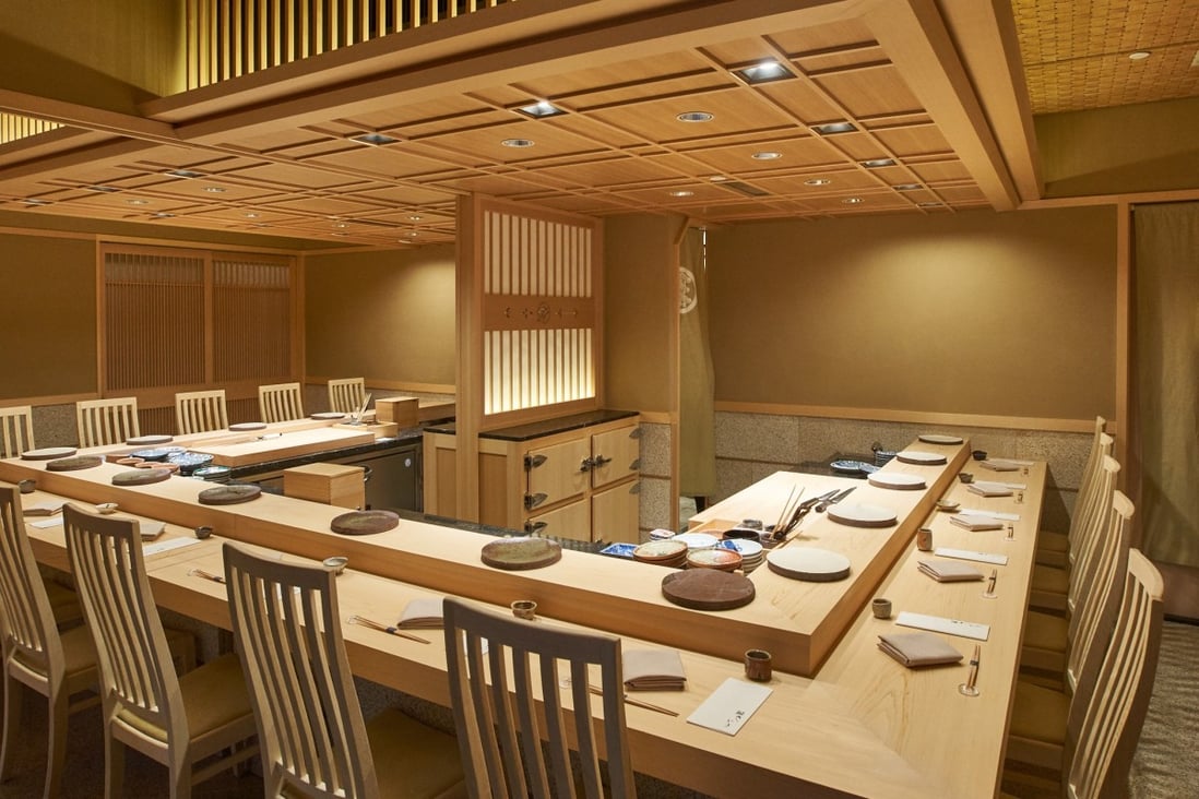 With 16 seats, there are two dinner seatings nightly at Sushi Saito, and diners must be on time.
