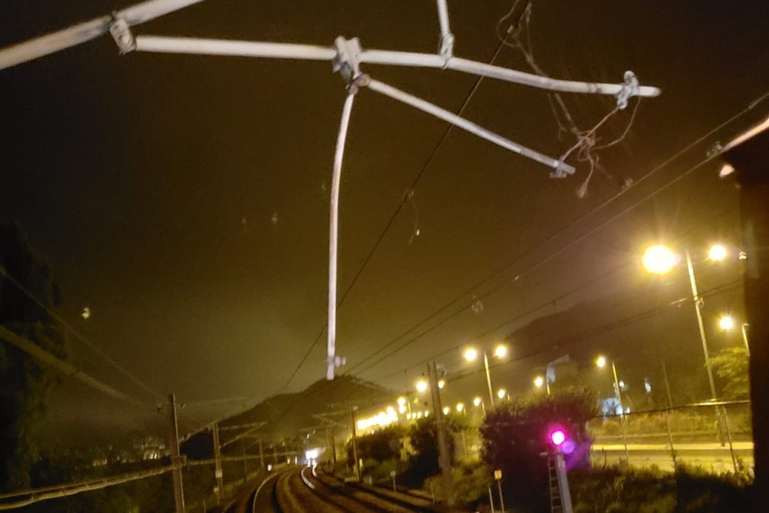 A section of the overhead power cable near Sunny Bay was damaged overnight on Sunday, which forced the suspension of airport express services. Source: Handout