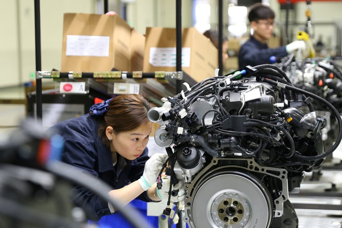The Caixin/Markit Manufacturing Purchasing Managers’ Index expanded at the strongest pace in eight months in March as it rose to 50.8 from 49.9 in February. Photo: Reuters