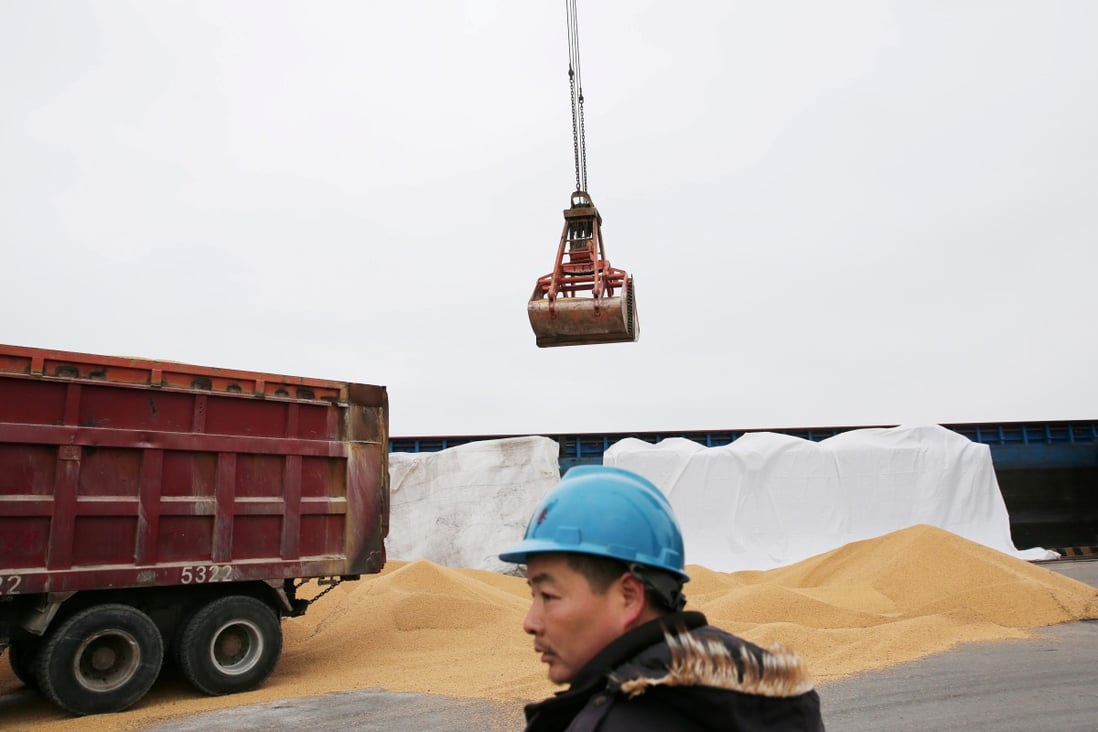 Imports shrank by 7.6 per cent, after a 19.9 per cent collapse in January and February, below a Bloomberg forecast of 0.1 per cent growth. Photo: Reuters