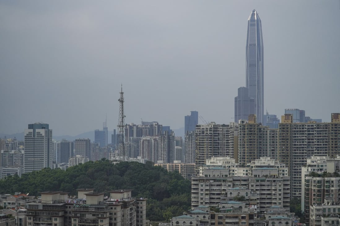 Shenzhen’s economy surpassed Hong Kong’s for the first time in 2018, growing by 7.6 per cent to 2.42 trillion yuan. Residential buildings (foreground) and the Ping An International Finance Centre Phase 1 in the Futian district in Shenzhen. Photo: Roy Issa